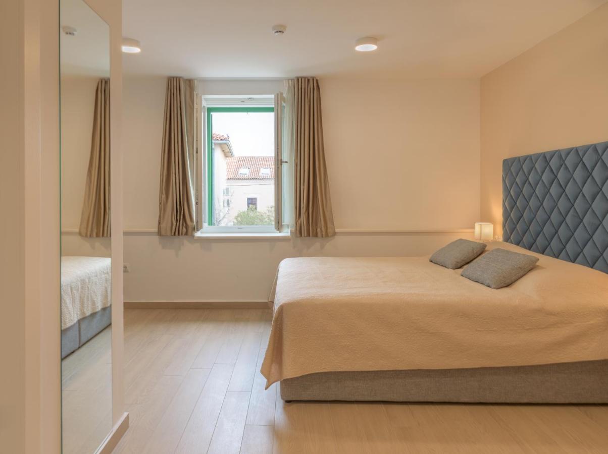 Sangulin Palace M Biograd na Moru Kültér fotó