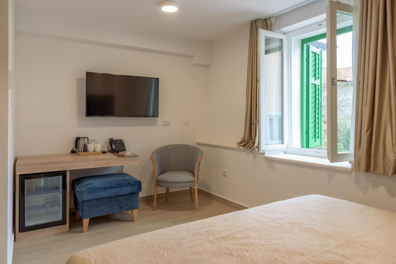 Sangulin Palace M Biograd na Moru Kültér fotó